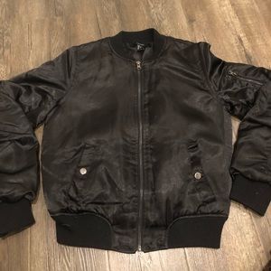 Forever 21 black bomber jacket
